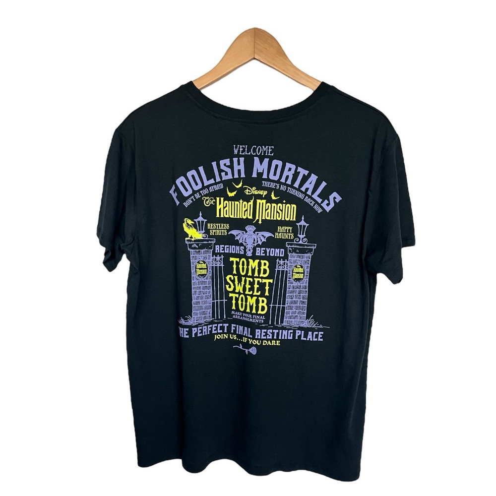 Haunted‎ Mansion NWOT Disney Tee - Picture 2 of 4